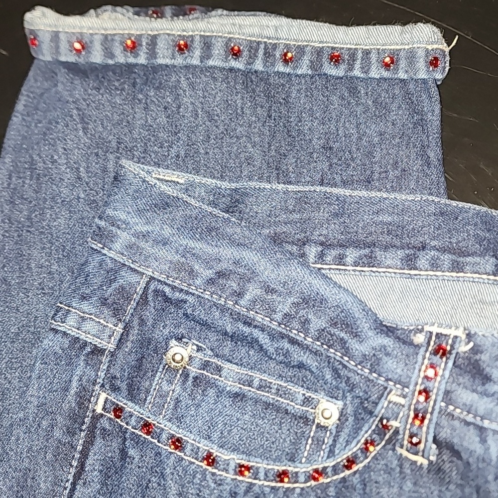 Venezia Jeans w/red rhinestone embellishments Sz 14 Ankle Jeans - Picture 2 of 8